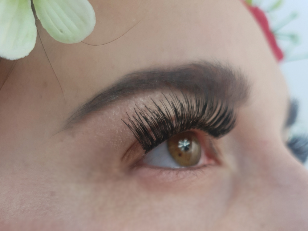 Sarah Magnetic Eyelash Extensions